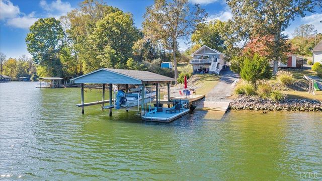 3018 Northridge Road, Hardy, VA 24101