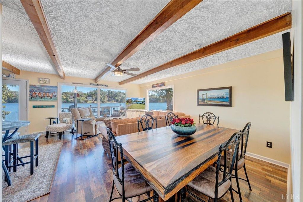 3018 Northridge Road, Hardy, VA 24101