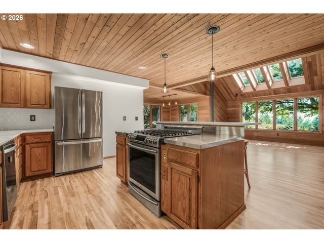 25904 Ne 150TH Way, Brush Prairie, WA 98606