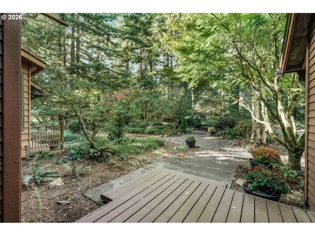 25904 Ne 150TH Way, Brush Prairie, WA 98606