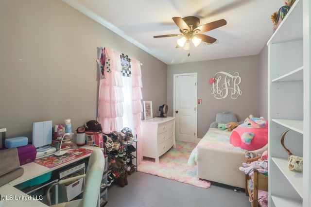 51 Decalb Oneal Road, Perkinston, MS 39573