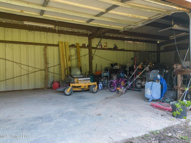 51 Decalb Oneal Road, Perkinston, MS 39573