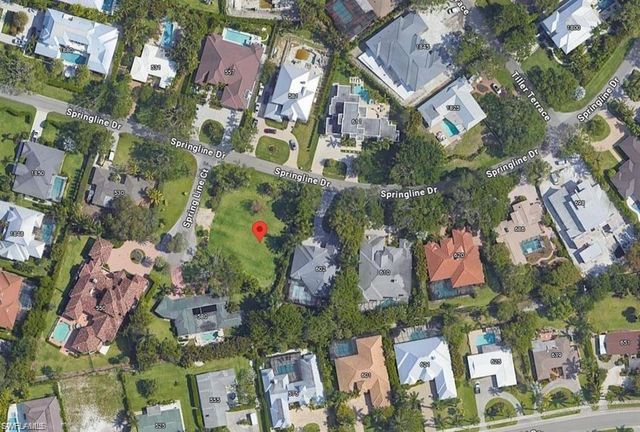 590 Spring Line DR, Naples, FL 34102