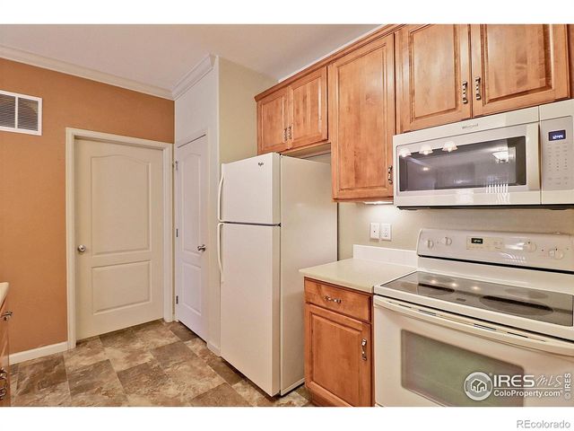 6607 W 3rd Street 1202, Greeley, CO 80634