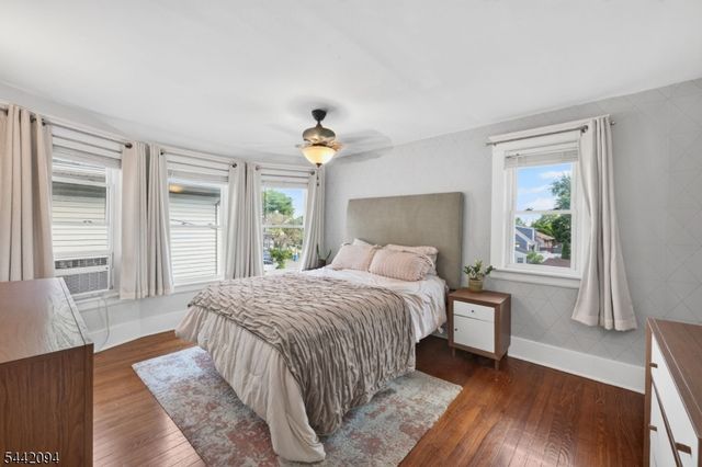 366 E Main St, Somerville Boro, NJ 08876