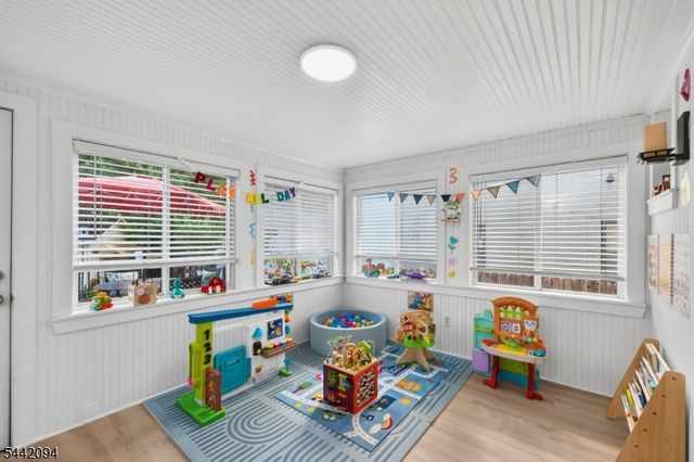 366 E Main St, Somerville Boro, NJ 08876