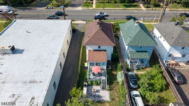 366 E Main St, Somerville Boro, NJ 08876