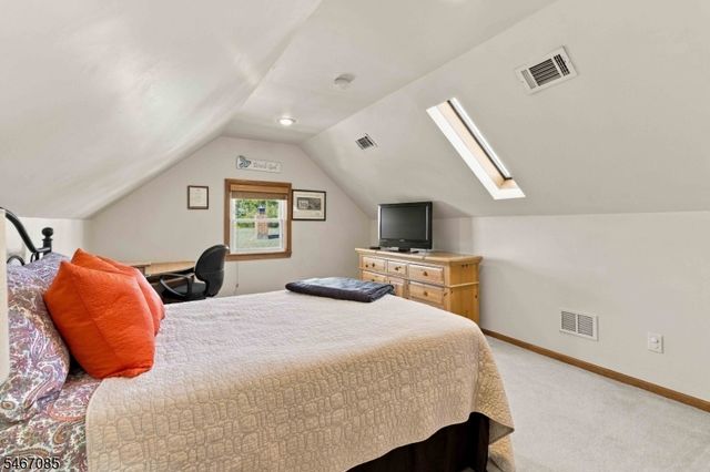 164 Arlington Blvd, North Arlington Boro, NJ 07031