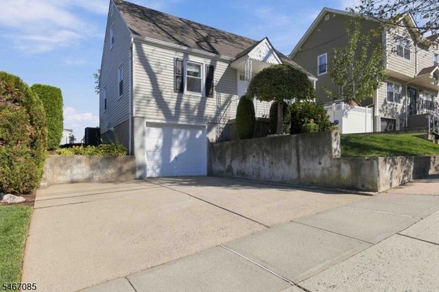 164 Arlington Blvd, North Arlington Boro, NJ 07031