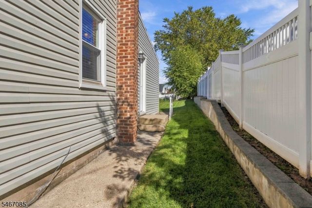 164 Arlington Blvd, North Arlington Boro, NJ 07031
