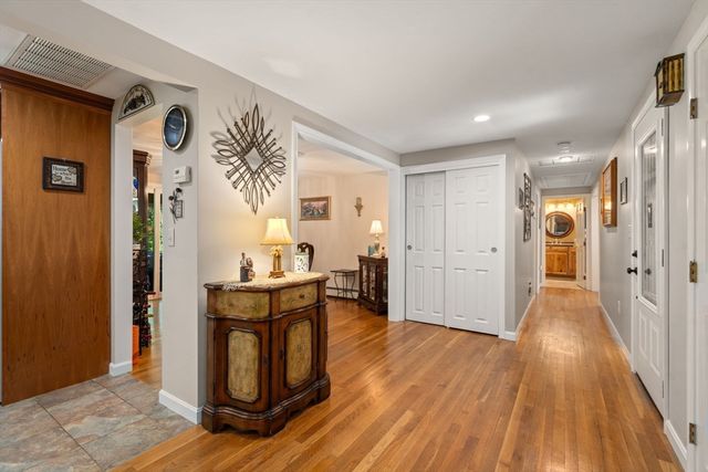 16 Burbank Lane, Lancaster, MA 01523