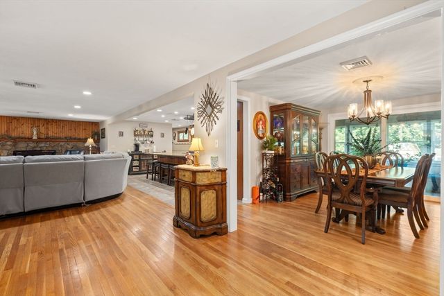16 Burbank Lane, Lancaster, MA 01523
