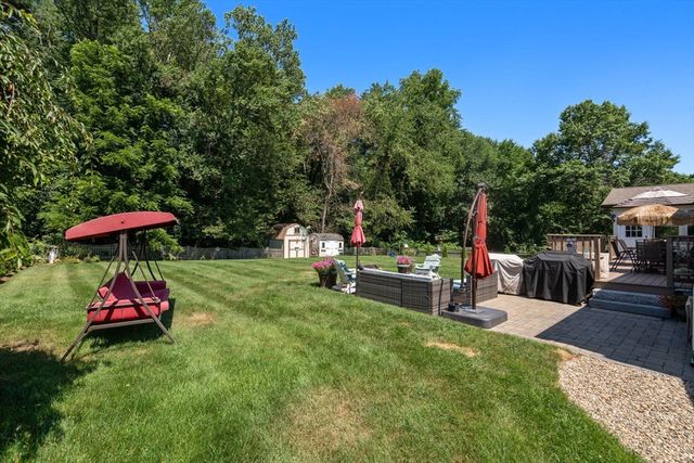16 Burbank Lane, Lancaster, MA 01523