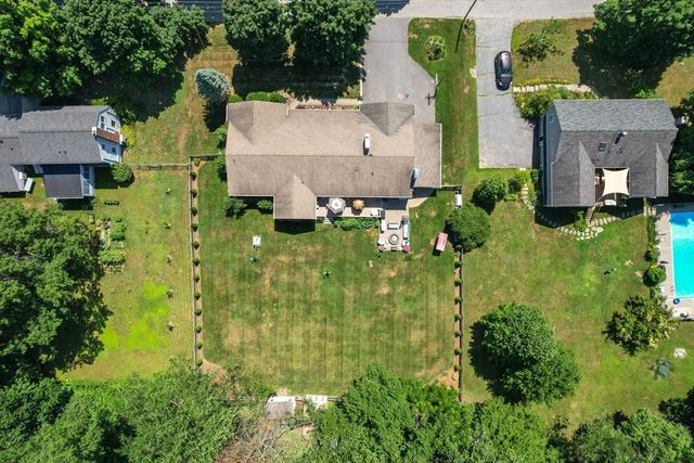 16 Burbank Lane, Lancaster, MA 01523