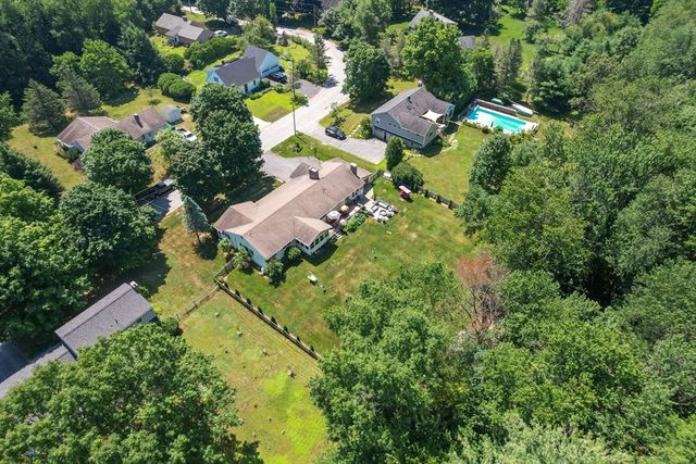 16 Burbank Lane, Lancaster, MA 01523