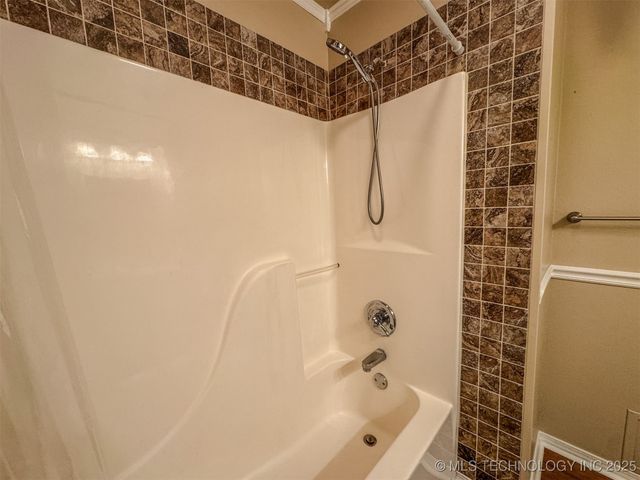 308 N East Street, Fort Gibson, OK 74434