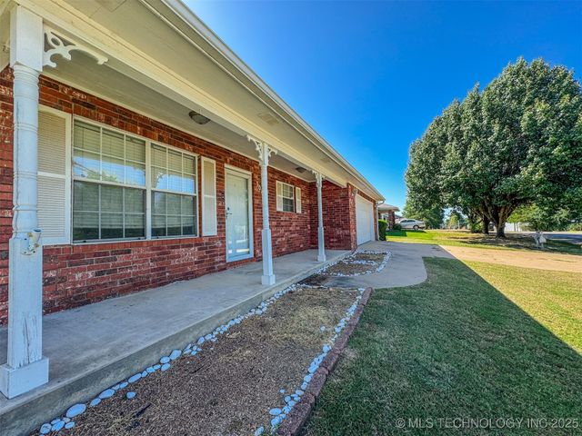 308 N East Street, Fort Gibson, OK 74434