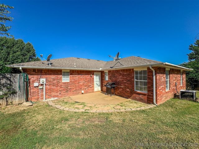 308 N East Street, Fort Gibson, OK 74434