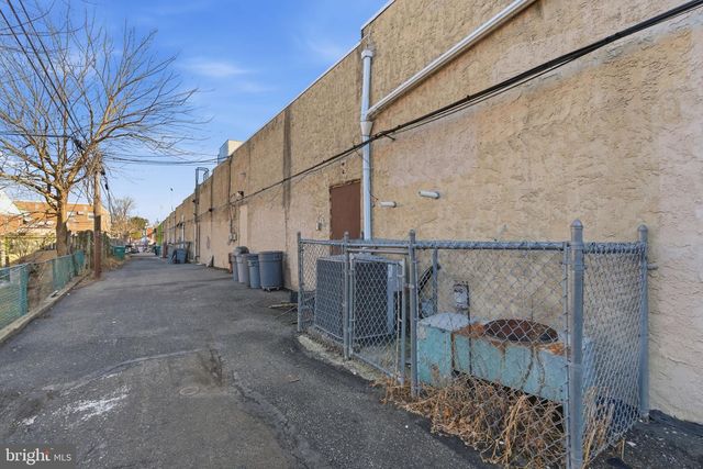 7520 CASTOR AVE, Philadelphia, PA 19152