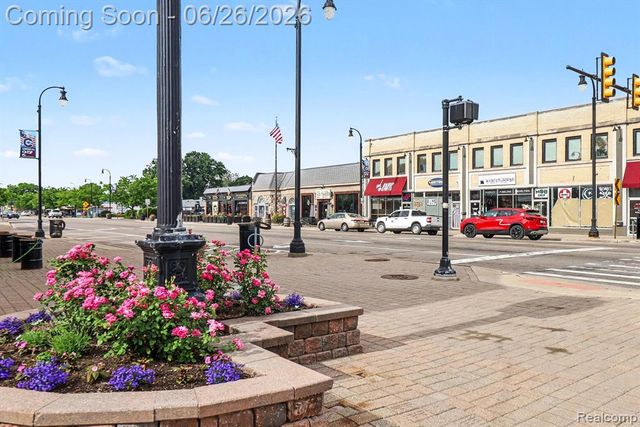629 Bowers Street, Clawson, MI 48017