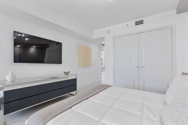 3100 N Ocean Boulevard 1501, Fort Lauderdale, FL 33308