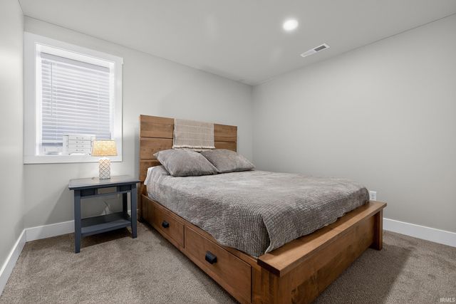 10950 Fairview Avenue, Osceola, IN 46561