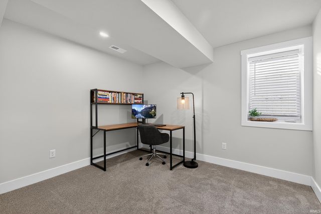 10950 Fairview Avenue, Osceola, IN 46561