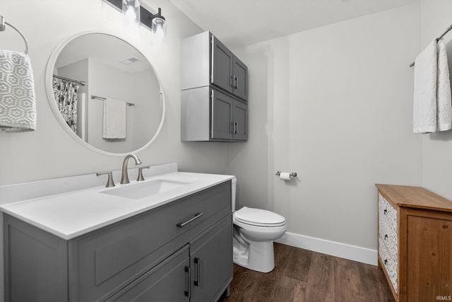 10950 Fairview Avenue, Osceola, IN 46561