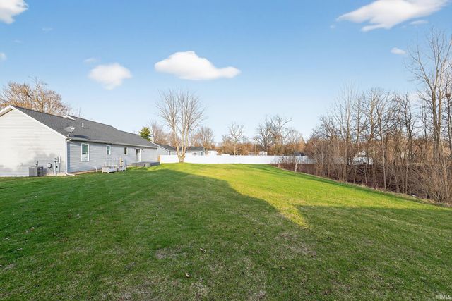 10950 Fairview Avenue, Osceola, IN 46561