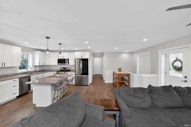 10950 Fairview Avenue, Osceola, IN 46561