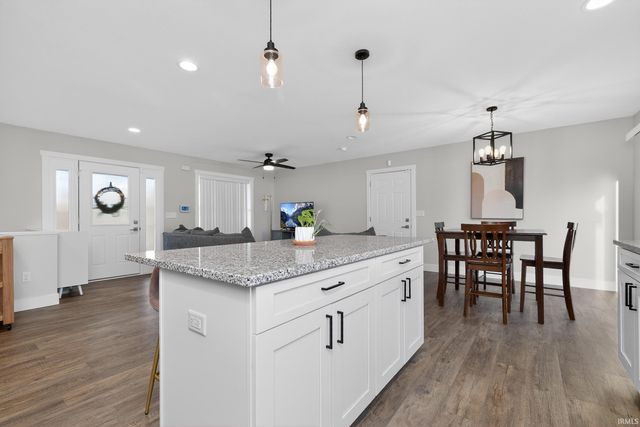 10950 Fairview Avenue, Osceola, IN 46561