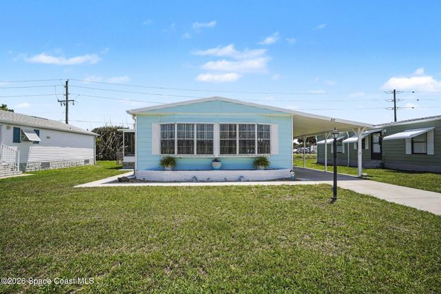 823 Vireo Drive, Barefoot Bay, FL 32976