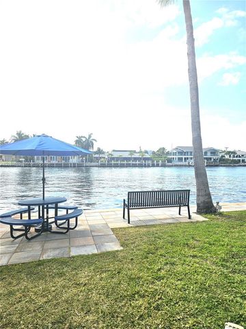 2097 S Ocean Dr 305, Hallandale Beach, FL 33009