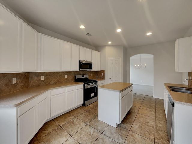 4210 Forest Rain Lane, Humble, TX 77346