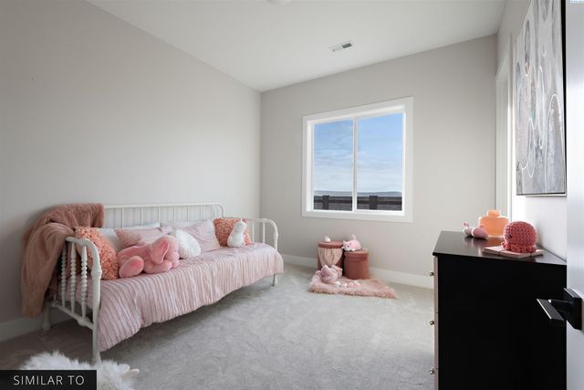 240 Taylor Lane, Pasco, WA 99301