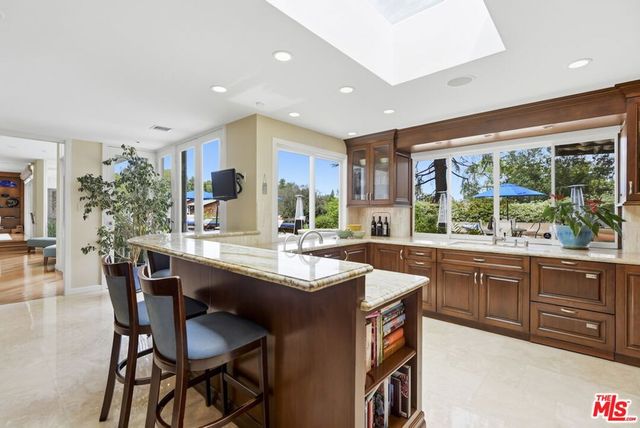 4101 Clear Valley Drive, Encino, CA 91436