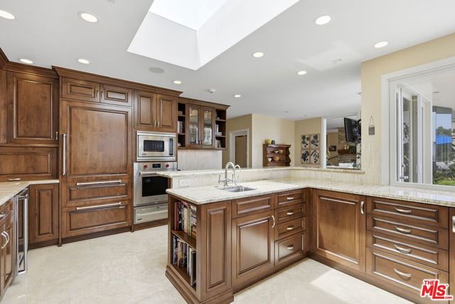 4101 Clear Valley Drive, Encino, CA 91436