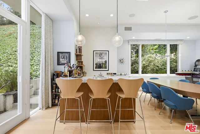 4101 Clear Valley Drive, Encino, CA 91436