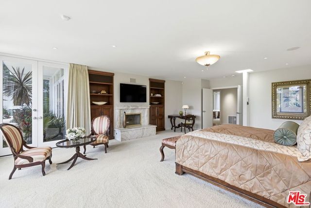 4101 Clear Valley Drive, Encino, CA 91436