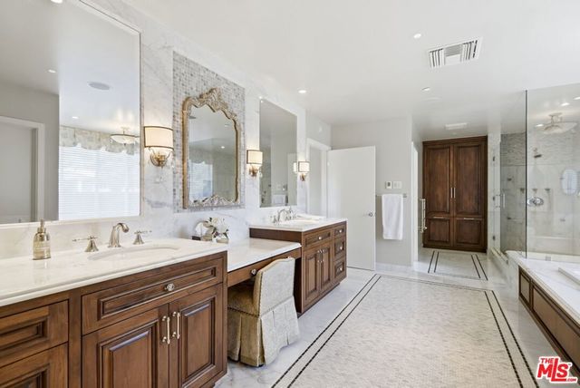 4101 Clear Valley Drive, Encino, CA 91436