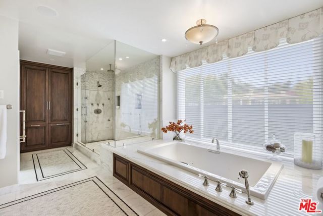 4101 Clear Valley Drive, Encino, CA 91436