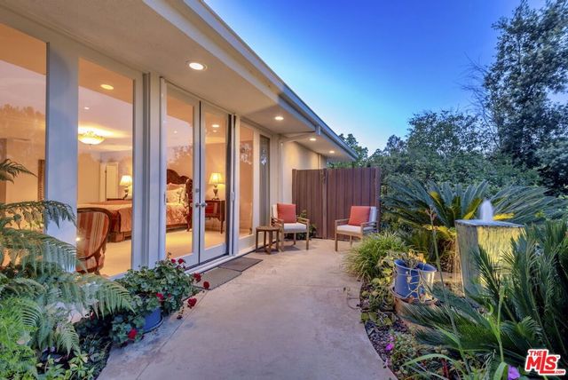 4101 Clear Valley Drive, Encino, CA 91436