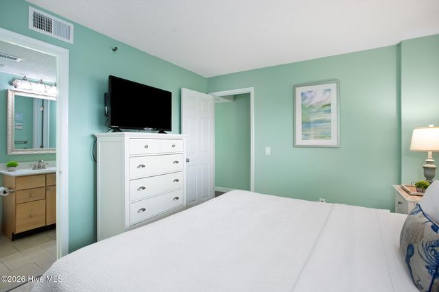 2700 N Lumina Avenue 209, Wrightsville Beach, NC 28480