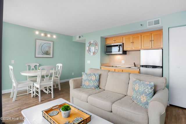 2700 N Lumina Avenue 209, Wrightsville Beach, NC 28480