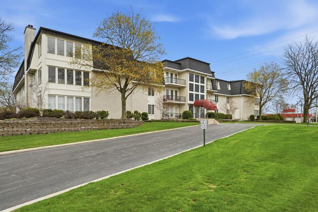 8831 Harrison Avenue 202, Munster, IN 46321