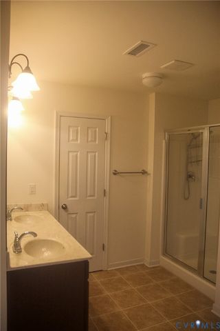 7037 Autumn Point Dr, North Chesterfield, VA 23234