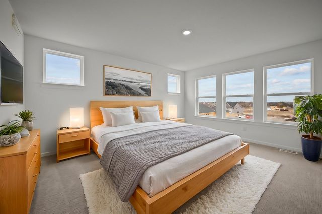 1520 Philipp Way, Shakopee, MN 55379