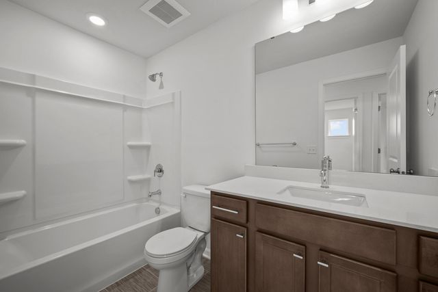 1520 Philipp Way, Shakopee, MN 55379