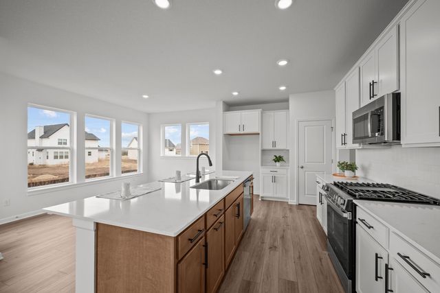 1520 Philipp Way, Shakopee, MN 55379