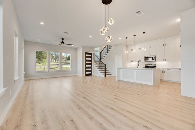 2515 Fatima Avenue, Dallas, TX 75241